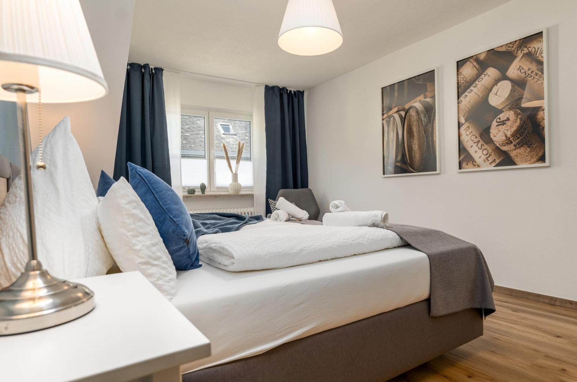 Riesling Appartement For 2 - 4 People - Billiards - Balcony With Mosel View - Parking - Wine Barrel Bar - Fully Equipped Kitchen - Netflix - Waiputv - 3 Km From Cochem Klotten Exterior photo