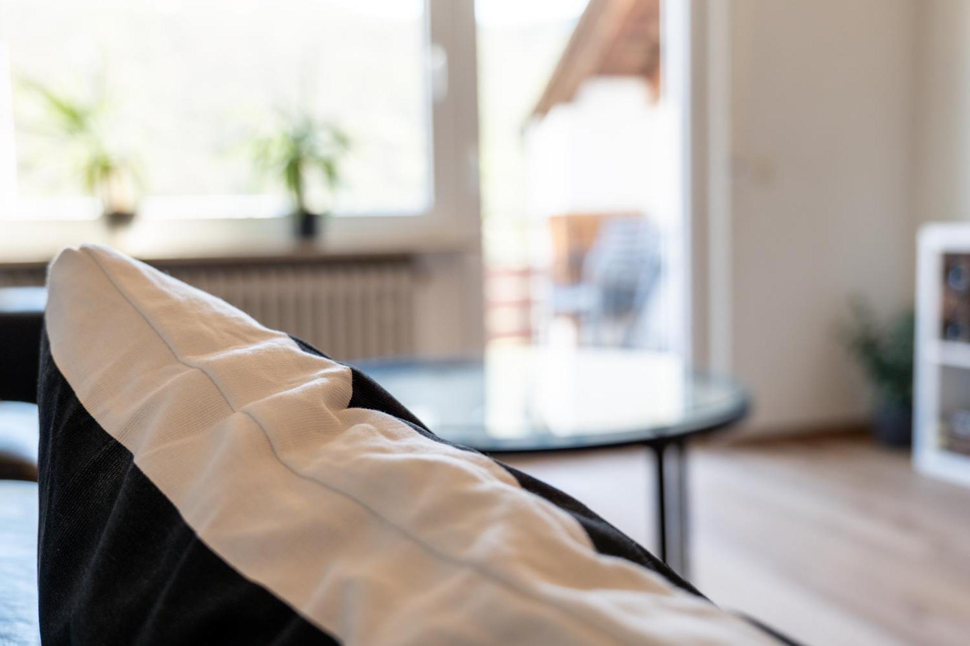 Riesling Appartement For 2 - 4 People - Billiards - Balcony With Mosel View - Parking - Wine Barrel Bar - Fully Equipped Kitchen - Netflix - Waiputv - 3 Km From Cochem Klotten Exterior photo